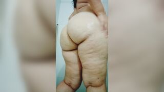 I open my pussy for you to lick it - 3 image